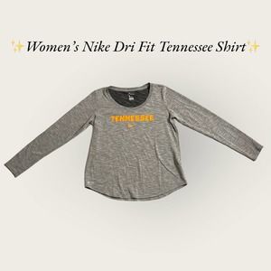 ✨Women’s Nike Dri‎ Fit Tennessee Shirt. Size Medium✨
